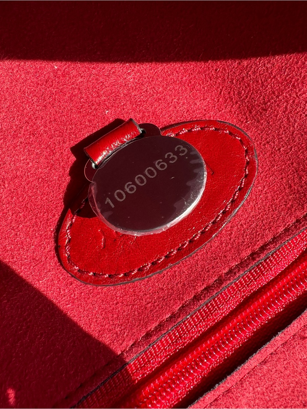 Mulberry Triple Chain Lily in Lancaster Red - Picture 9 of 14